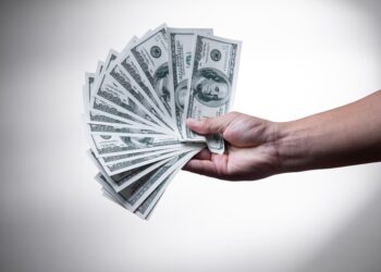 How to Save While Consolidating Your Debt